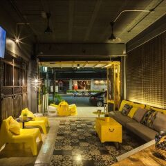 Fulfill Phuket Hostel лобби
