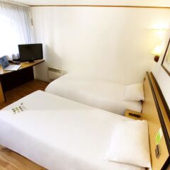 Отель Campanile Blois Nord 3* Стандартный номер с 2 отдельными кроватями