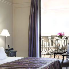 Отель Hôtel California Champs Elysées комната для гостей фото 10