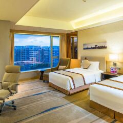Отель Crowne Plaza Guangzhou Huadu 4* Стандартный номер с различными типами кроватей