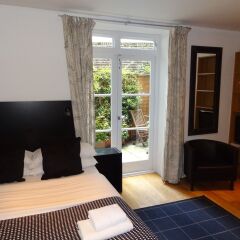Апартаменты Studios 2 Let Serviced Apartments - Cartwright Gardens Улучшенный номер с различными типами кроватей