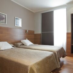 Отель Hostal Venecia Стандартный номер