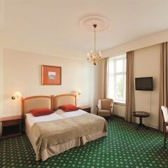 Grand Hotel 3* Представительский номер с различными типами кроватей