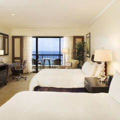 Отель Hilton Hawaiian Village Waikiki Beach Resort 4* Стандартный номер с различными типами кроватей фото 13