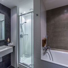 DoubleTree by Hilton Hotel Amsterdam Centraal Station 4* Люкс с различными типами кроватей фото 5