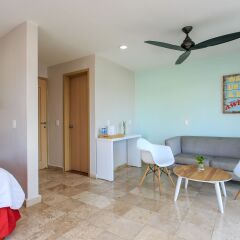 Koox Downtown Family Boutique Hotel 3* Семейный люкс с 2 отдельными кроватями