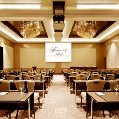 Отель Fairmont Baku at the Flame Towers фото 8