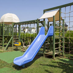 Crowne Plaza Hotel Antalya сад