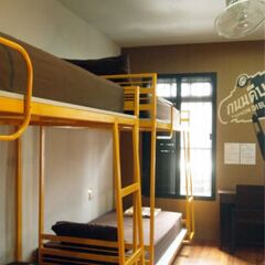 Phuket Sunny Hostel Кровать в общем номере с двухъярусной кроватью