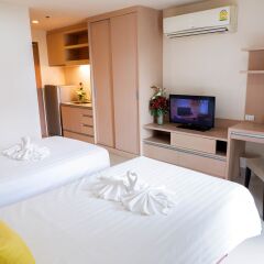 Отель Park Village Serviced Suites 4* Студия Делюкс