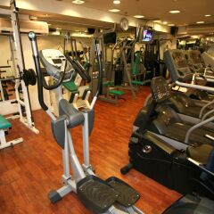 Отель Crowne Plaza Tel Aviv Beach фитнесс-зал фото 2