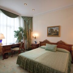 Grand Hotel London 5* Номер Делюкс