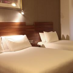Отель Jurys Inn Edinburgh 4* Стандартный номер с 2 отдельными кроватями