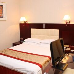Majestic Hotel 3* Номер категории Премиум с различными типами кроватей