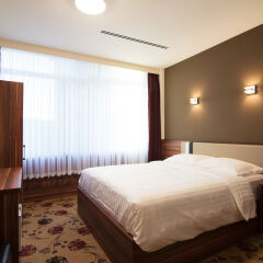 Hotel King's Court 3* Стандартный номер с различными типами кроватей фото 2