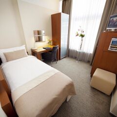 Bilderberg Hotel Jan Luyken 4* Стандартный номер с различными типами кроватей