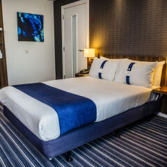 Отель Holiday Inn Express Manchester CC - Oxford Road комната для гостей фото 3