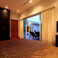 Отель Phuket Lagoon Pool Villa комната для гостей