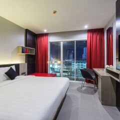 Отель At Patong 4* Номер Делюкс фото 2