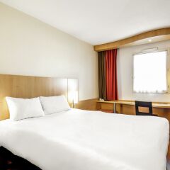 Hotel ibis Madrid Aeropuerto Barajas 2* Стандартный номер с различными типами кроватей