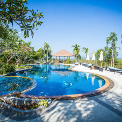 Отель Chalong Chalet Resort & Longstay бассейн фото 7