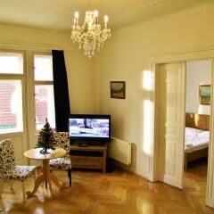 Апартаменты Old Town Square Apartments Стандартный номер с различными типами кроватей