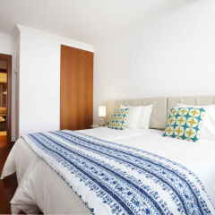 Апартаменты Apt in Lisbon Oriente 25 Apartments - Parque das Nações Апартаменты с различными типами кроватей