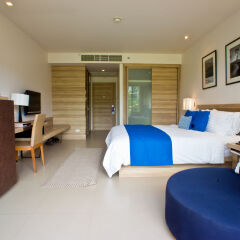 Отель Holiday Inn Resort Phuket Mai Khao Beach 4* Стандартный номер фото 2