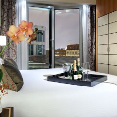 Отель Eurostars Berlin 5* Полулюкс с двуспальной кроватью