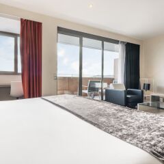 Отель ILUNION Barcelona 4* Полулюкс с различными типами кроватей фото 7