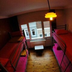 Innjoy Hostel - Adults Only Кровать в общем номере двухъярусные кровати фото 3