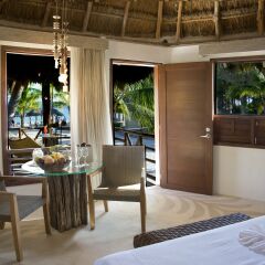 Отель Mahekal Beach Resort 4* Номер Oceanfront с разными типами кроватей фото 17