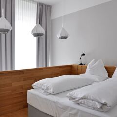 Отель Grätzlhotel Meidlingermarkt 3* Люкс с различными типами кроватей