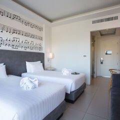 Отель The Melody Phuket 4* Улучшенный номер с различными типами кроватей