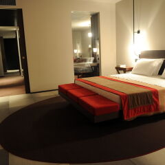 Отель IH Hotels Milano Ambasciatori 4* Люкс с различными типами кроватей фото 4