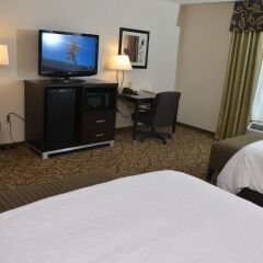 Отель Hampton Inn & Suites Sharon, PA 2* Стандартный номер с 2 отдельными кроватями