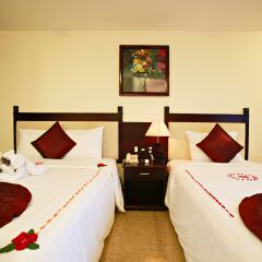 Hue Serene Shining Hotel & Spa 3* Улучшенный номер с различными типами кроватей