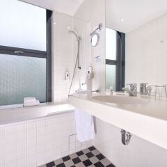 Hotel am Borsigturm 4* Стандартный номер с различными типами кроватей фото 3