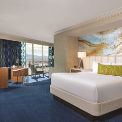 Отель Mandalay Bay Resort And Casino 4* Представительский номер с различными типами кроватей