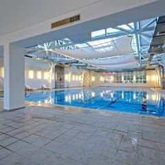 Hotel Globus - Half Board закрытый бассейн фото 2