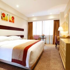 Casa Real Hotel, Macau 4* Стандартный номер с двуспальной кроватью
