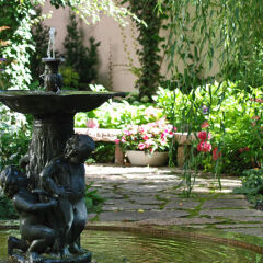 Hotel & Villa Auersperg сад