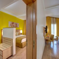 Al Khoory Executive Hotel 3* Стандартный номер с различными типами кроватей