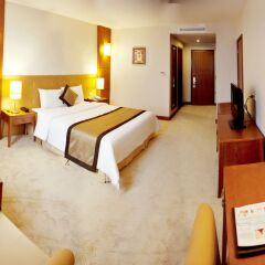 Muong Thanh Grand Ha Long Hotel 4* Номер Делюкс с различными типами кроватей фото 2
