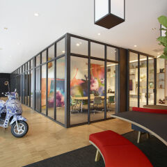 Отель citizenM Schiphol Airport интерьер отеля фото 3