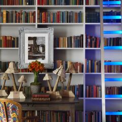 Knightsbridge Hotel развлечения
