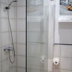 Отель Flats Friends Nave Испания, Валенсия - отзывы, цены и фото номеров - забронировать отель Flats Friends Nave онлайн ванная фото 2
