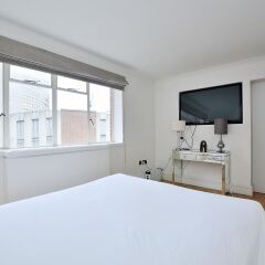 Апартаменты Hans Crescent Apartment Апартаменты