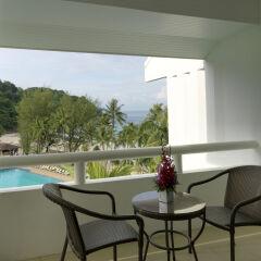 Отель Le Meridien Phuket Beach Resort балкон