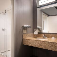 Отель Courtyard Milpitas Silicon Valley 3* Стандартный номер с различными типами кроватей